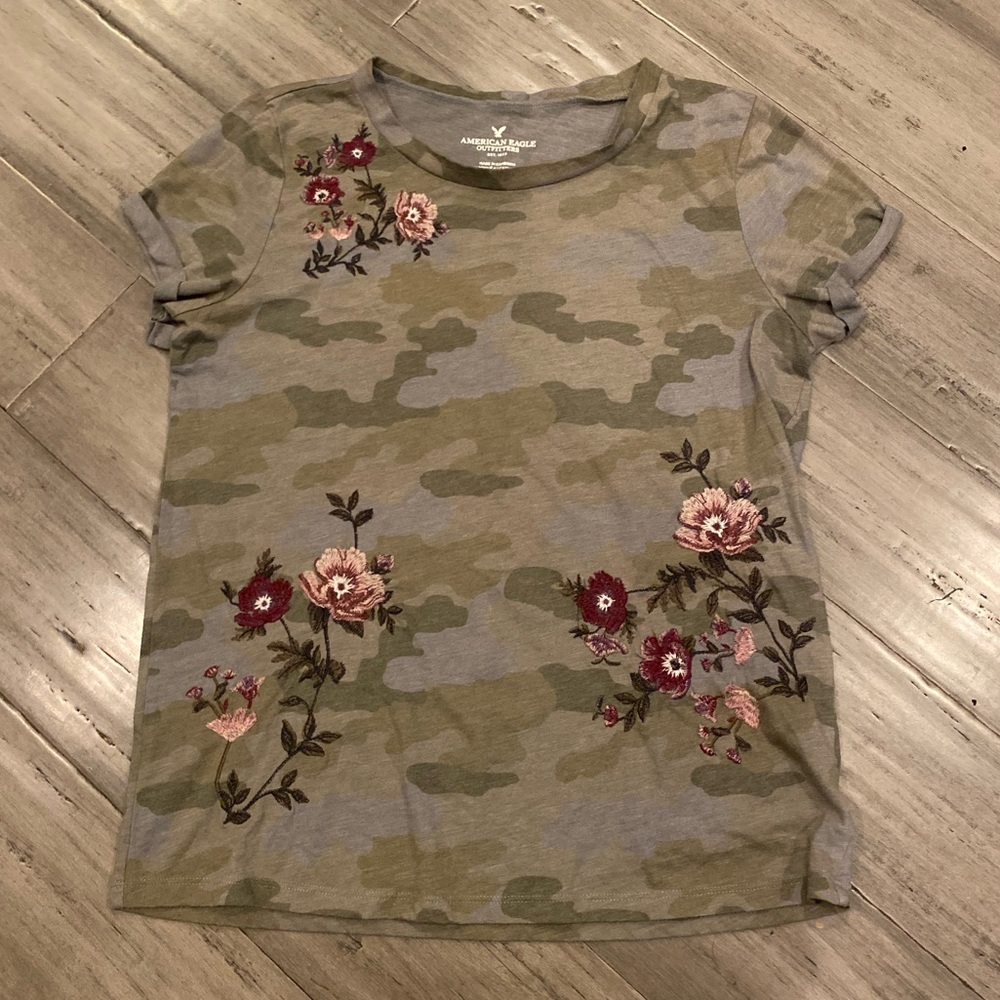 American Eagle Tee